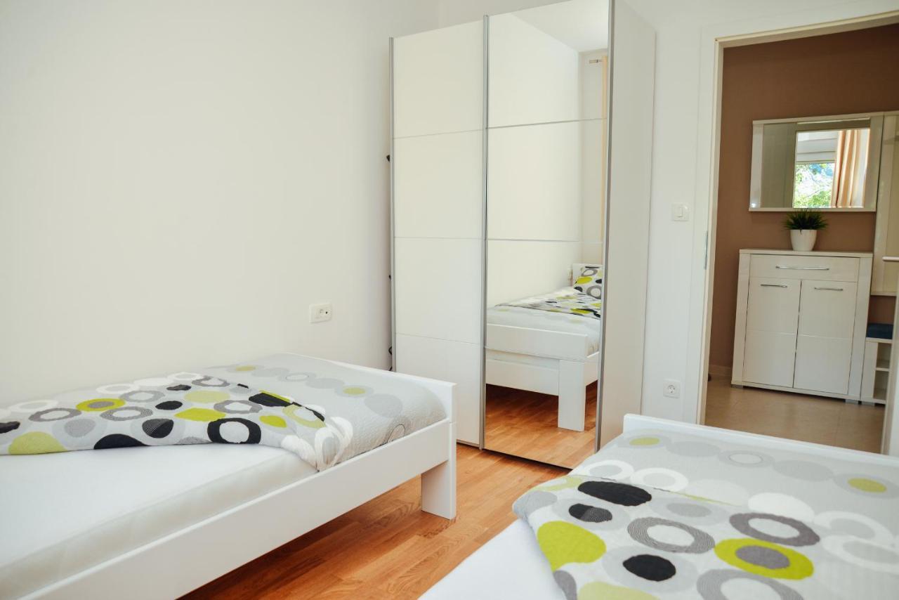 Ily Apartment With Sea View Kotor Exterior photo