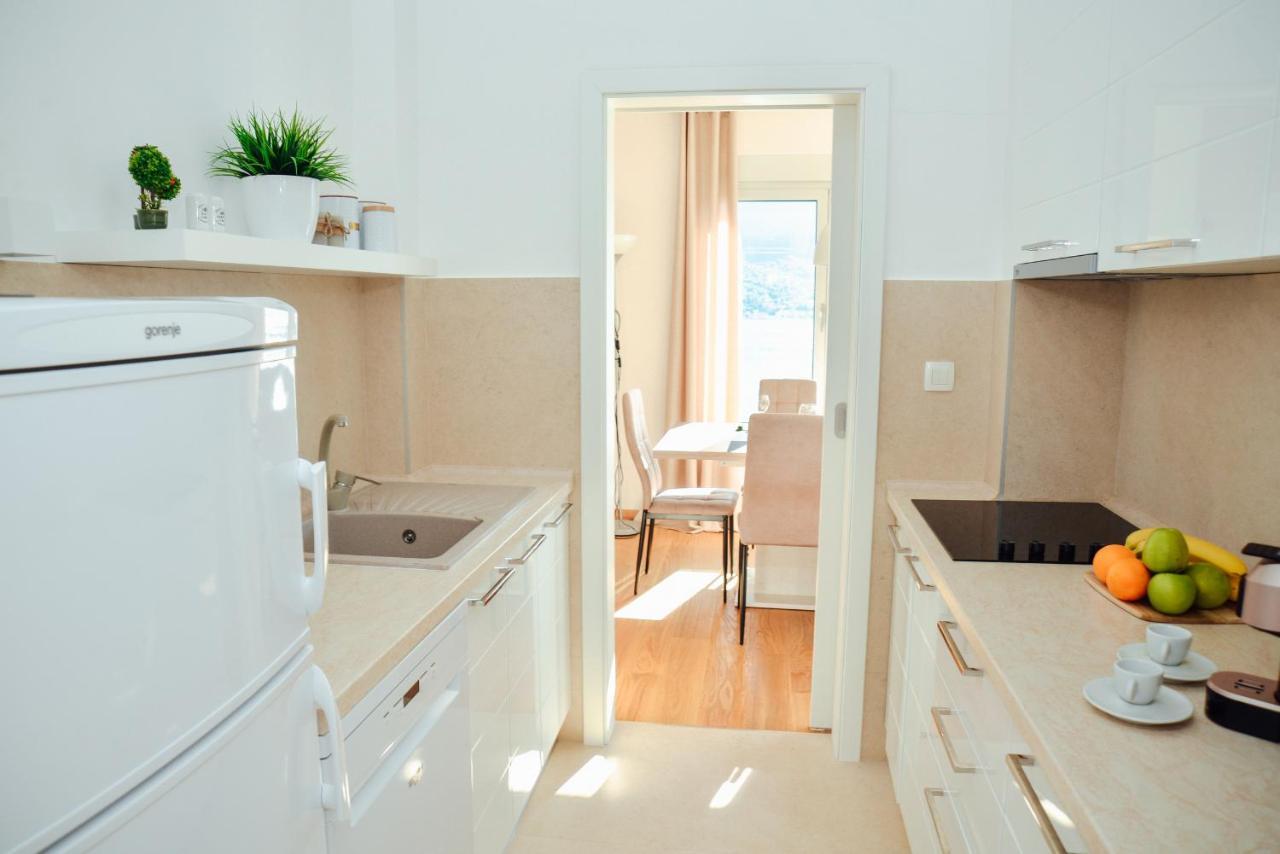 Ily Apartment With Sea View Kotor Exterior photo